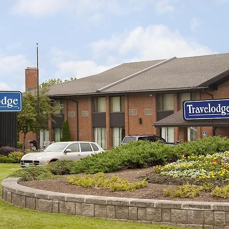 Travelodge By Wyndham Owen Sound On Екстер'єр фото